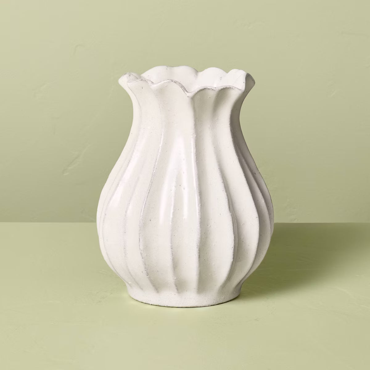 Rustic Pleated Ceramic Vase - Elegant Artisanal Stone Flower Vase for Modern Home Decor