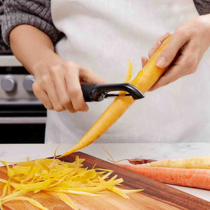 Glide Through Skins Effortlessly With Sharp Non-Slip Swivel Peeler